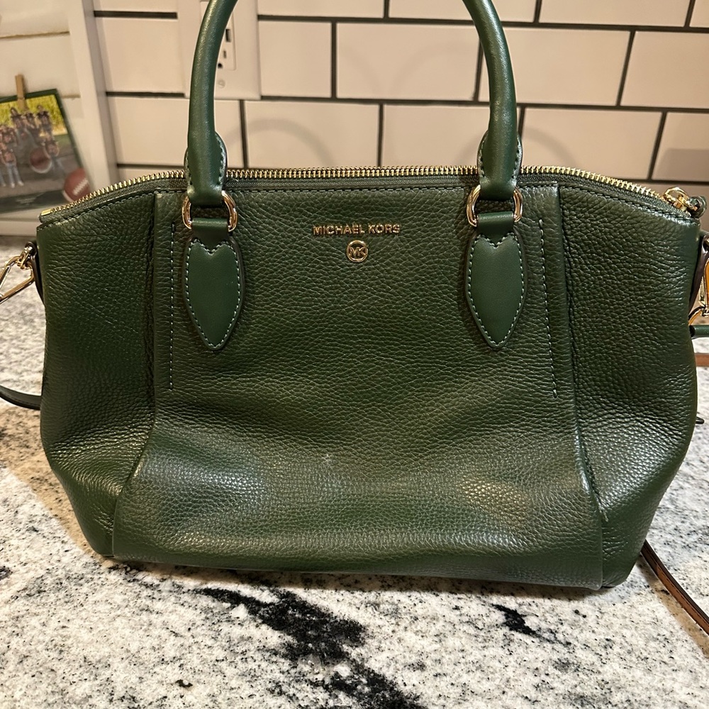 Big Michael Kors crossbody purse